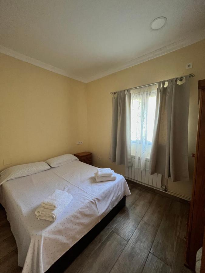 Rosales De La Vega Holiday home Estremera