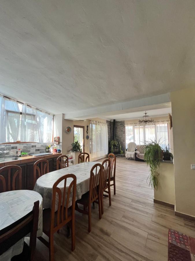 Rosales De La Vega Holiday home Estremera